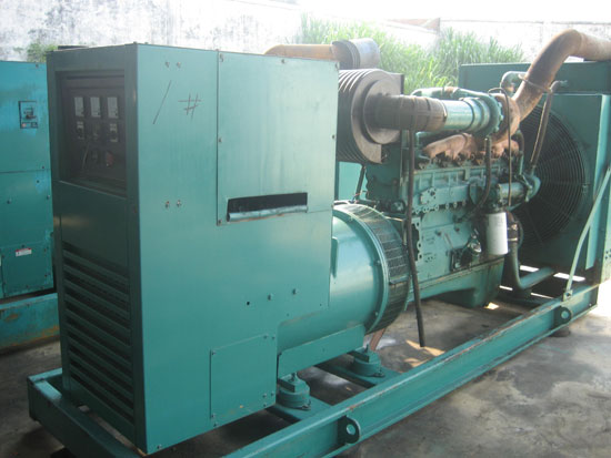 王五镇租赁发电机- 发电机碳刷磨损的原因是什么