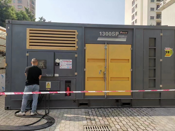 王五镇如何根据实际需求选择合适电压和功率的柴油发电机组？