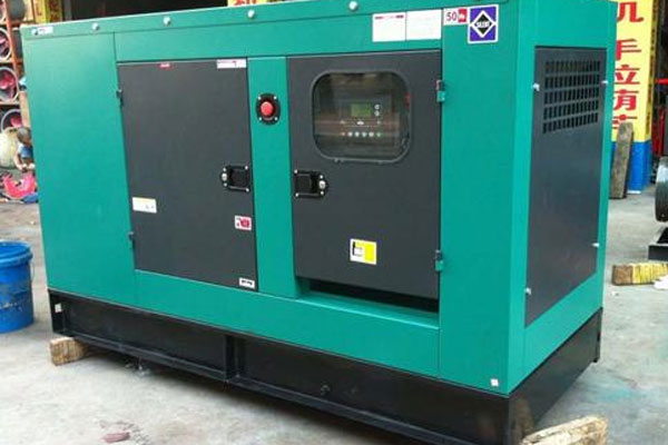 王五镇如何检查机油的使用时间？